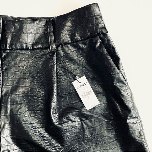 Express Super High Waist Croc-Embossed Faux Leather Shorts Size 12 - Picture 10 of 14
